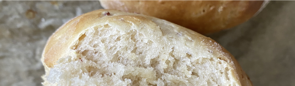 Dattel-Milchbrötchen