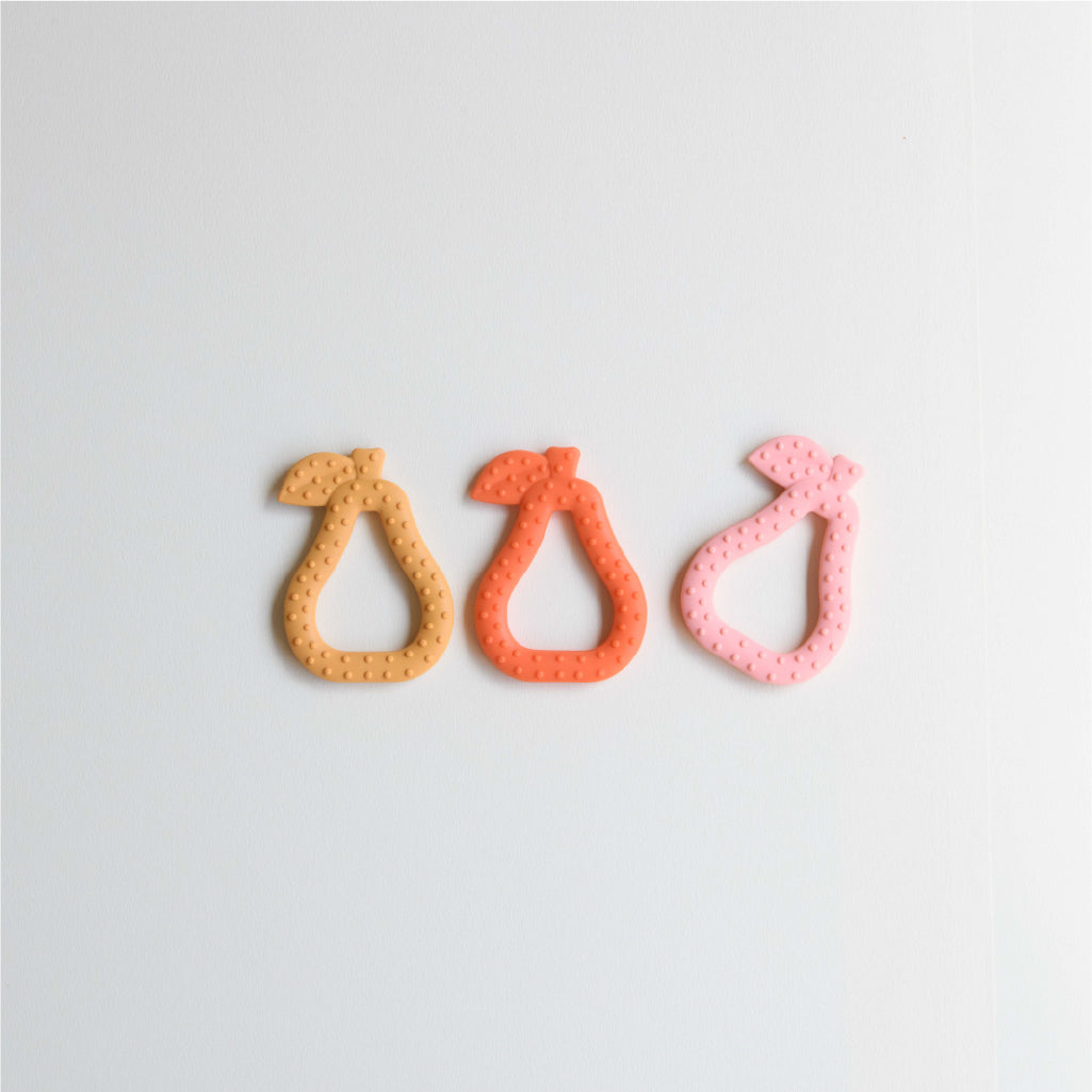 Beißringe in Birnenform in drei tollen Farben